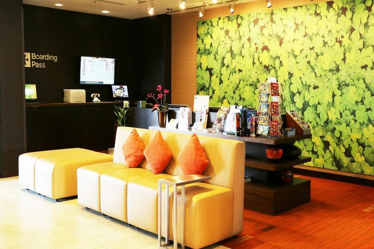 Отель Courtyard By Marriott Portland Airport Экстерьер фото