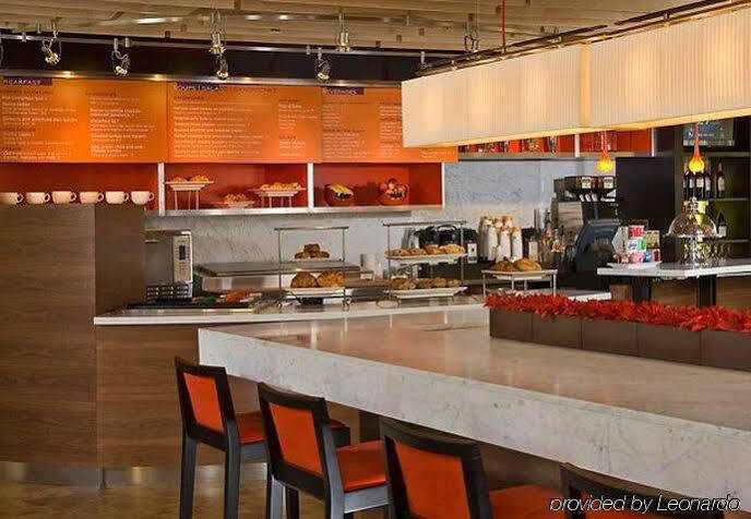 Отель Courtyard By Marriott Portland Airport Экстерьер фото